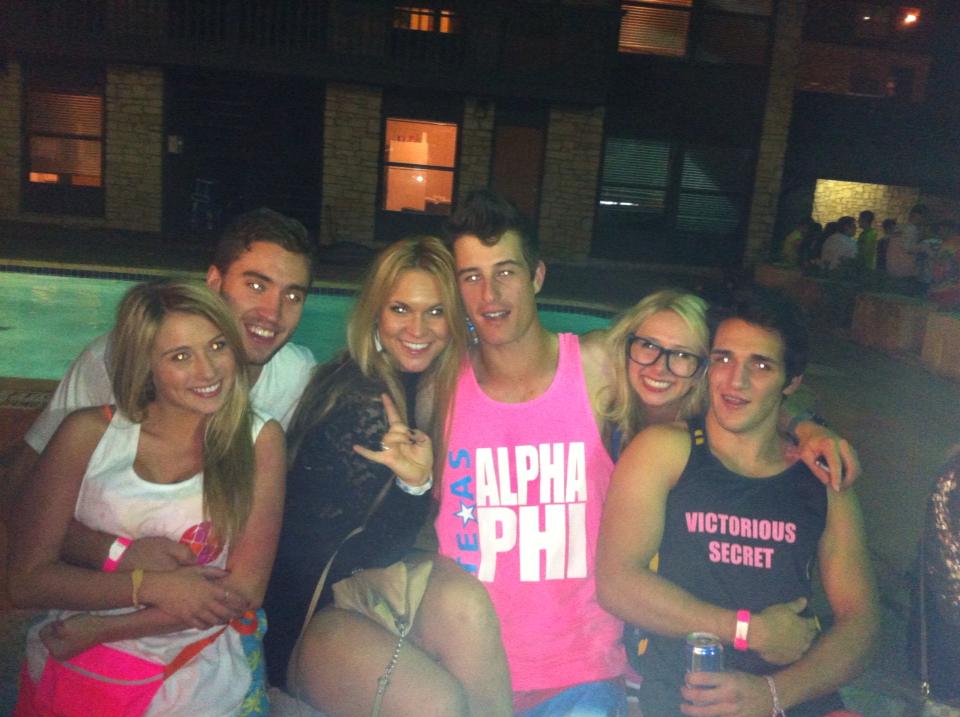 Hook Up At Frat Party
